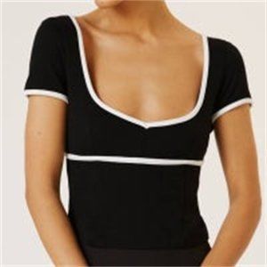 TOP in Black & White Size L